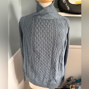 Blue cozy sweater - new condition